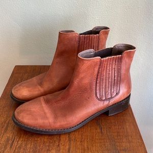 Bella-Vita brown leather ankle boots